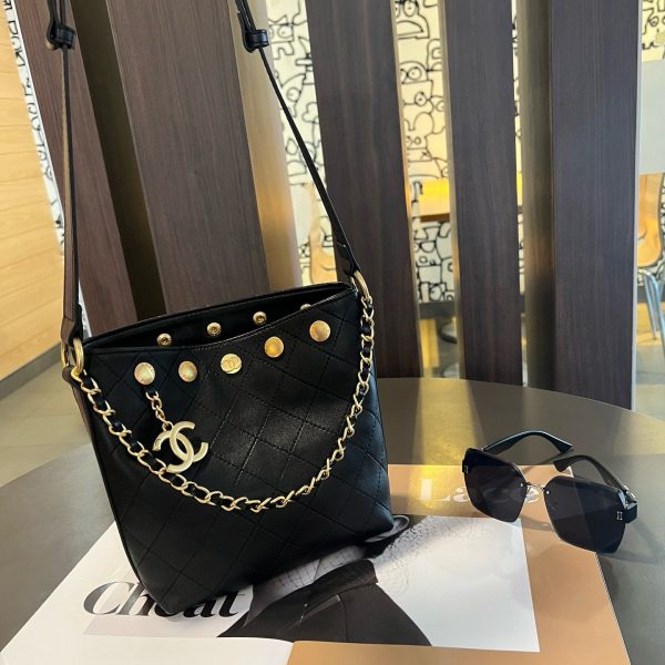 Chanel 25p HOBO Hippie Bag