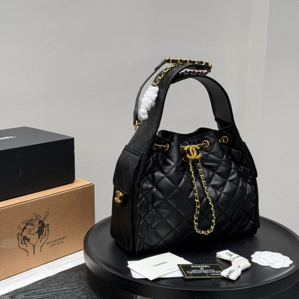 Chanel's new Hobo underarm hippie bag