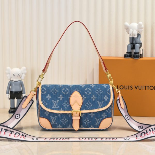 Lv baguette bag