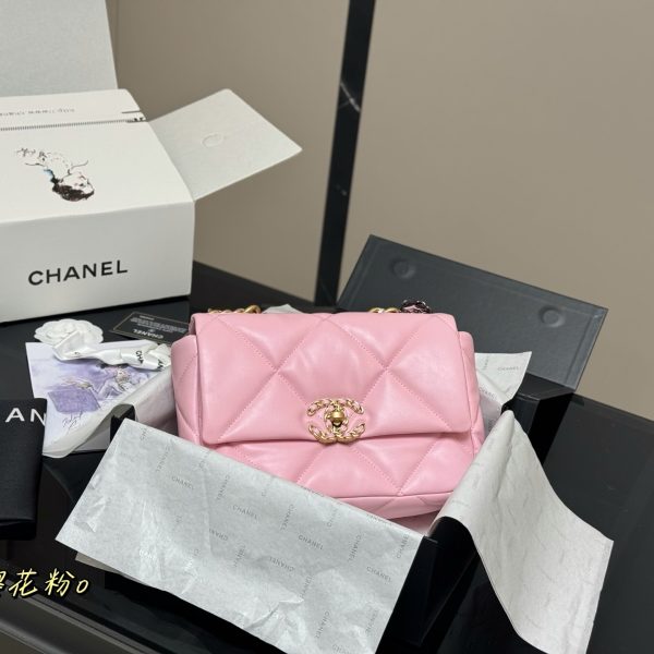 Chanel 19bag