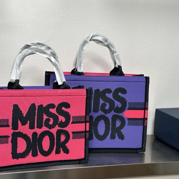Dior Tote book bag
