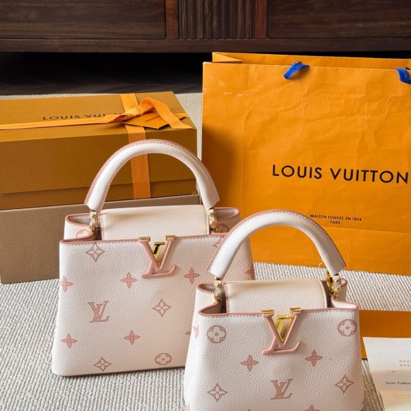 Lv CAPUCINES medium handbag