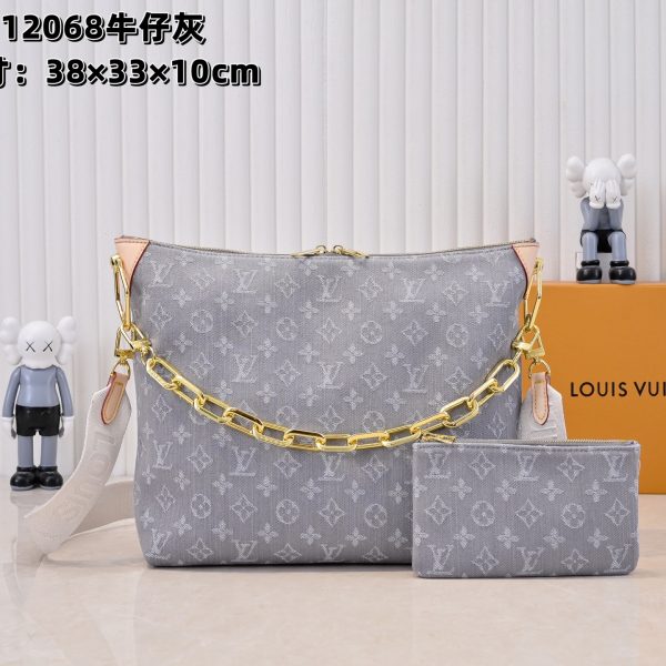 LV Coussin chain bag