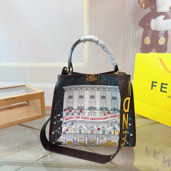 FENDI Women's Handbag