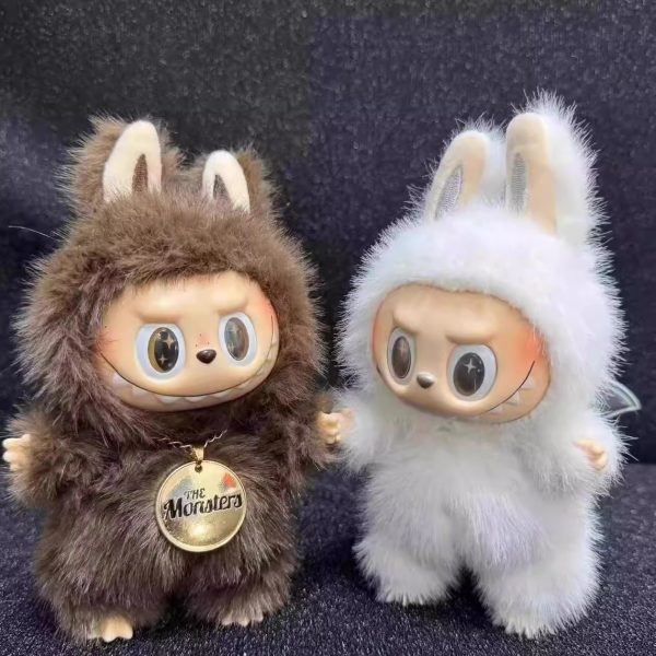 Labubu blind box